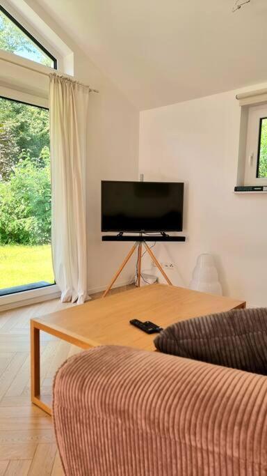 Haus Am Waldrand Und In Seenaehe Lehnin Exterior foto